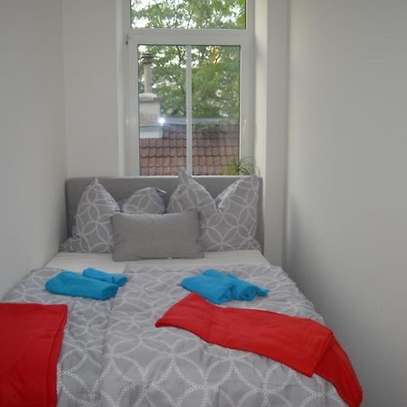 Nette Altbauwohnung Nur 10 Min Von Der City Vienna Exterior photo