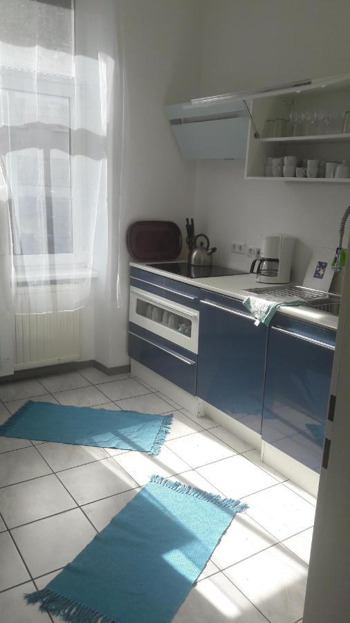 Nette Altbauwohnung Nur 10 Min Von Der City Vienna Exterior photo